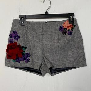 La Perla Gray Wool Blend Textured Floral Applique Shorts Size 2 NWT
